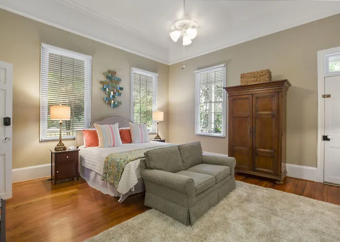 Liberty Hall Bed And Breakfast